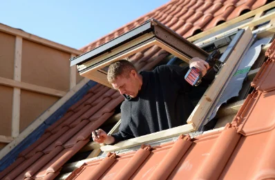 Pose de fenêtres de toit Velux à Hommert